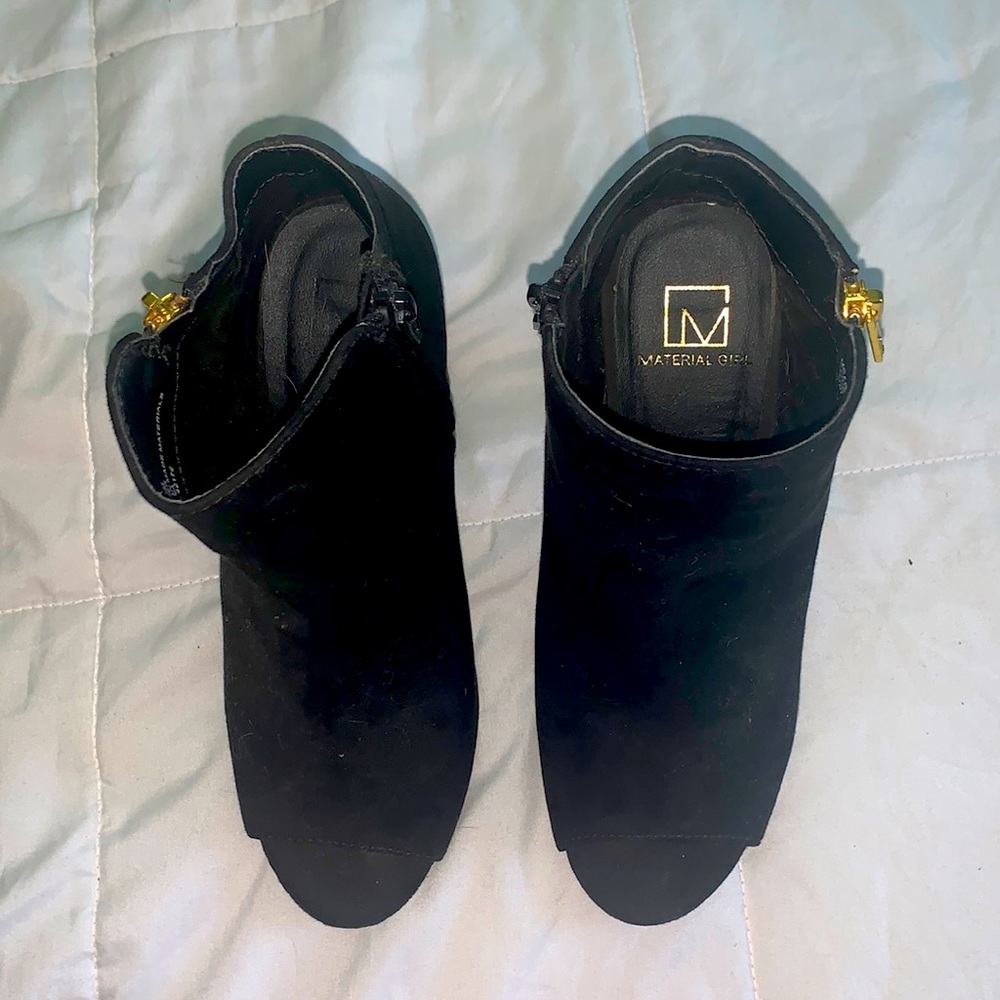 Booties - Picture 3 of 4